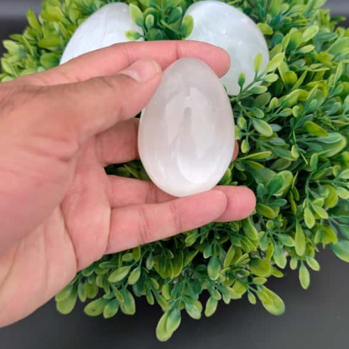 Selenite Massage Stone - Egg Shaped - Himalayan         Glow